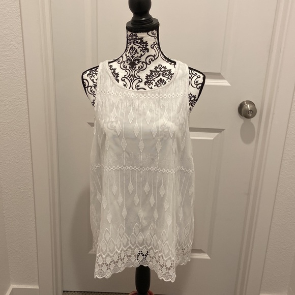 White Lace A-line Tank Blouse - Picture 5 of 5